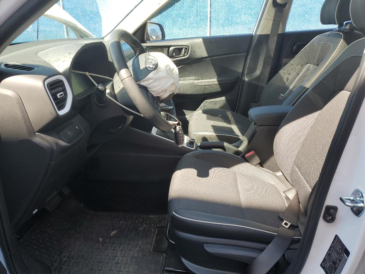 2025 Hyundai Venue Sel VIN: KMHRC8A38SU373199 Lot: 64051085