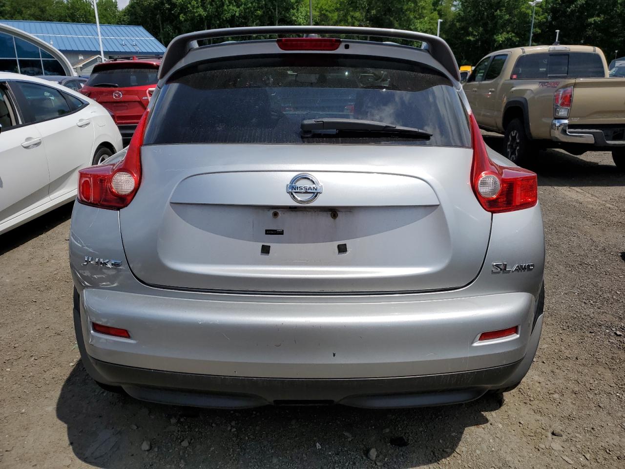 2011 Nissan Juke S VIN: JN8AF5MV8BT027474 Lot: 62647475