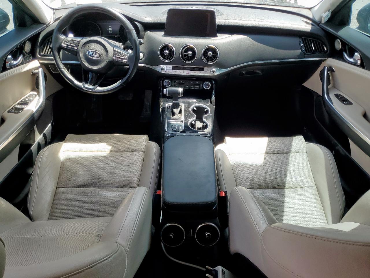 2019 Kia Stinger Premium VIN: KNAE25LA7K6042616 Lot: 63764855