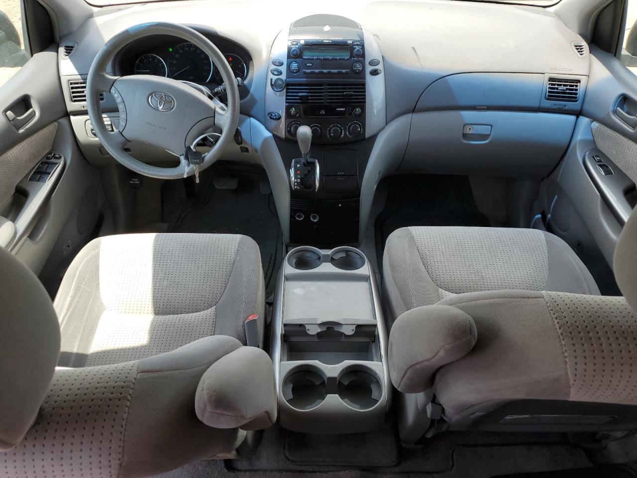 2010 Toyota Sienna Ce VIN: 5TDKK4CC4AS312739 Lot: 61026575