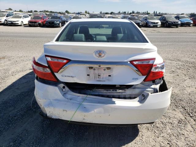  TOYOTA CAMRY 2017 White