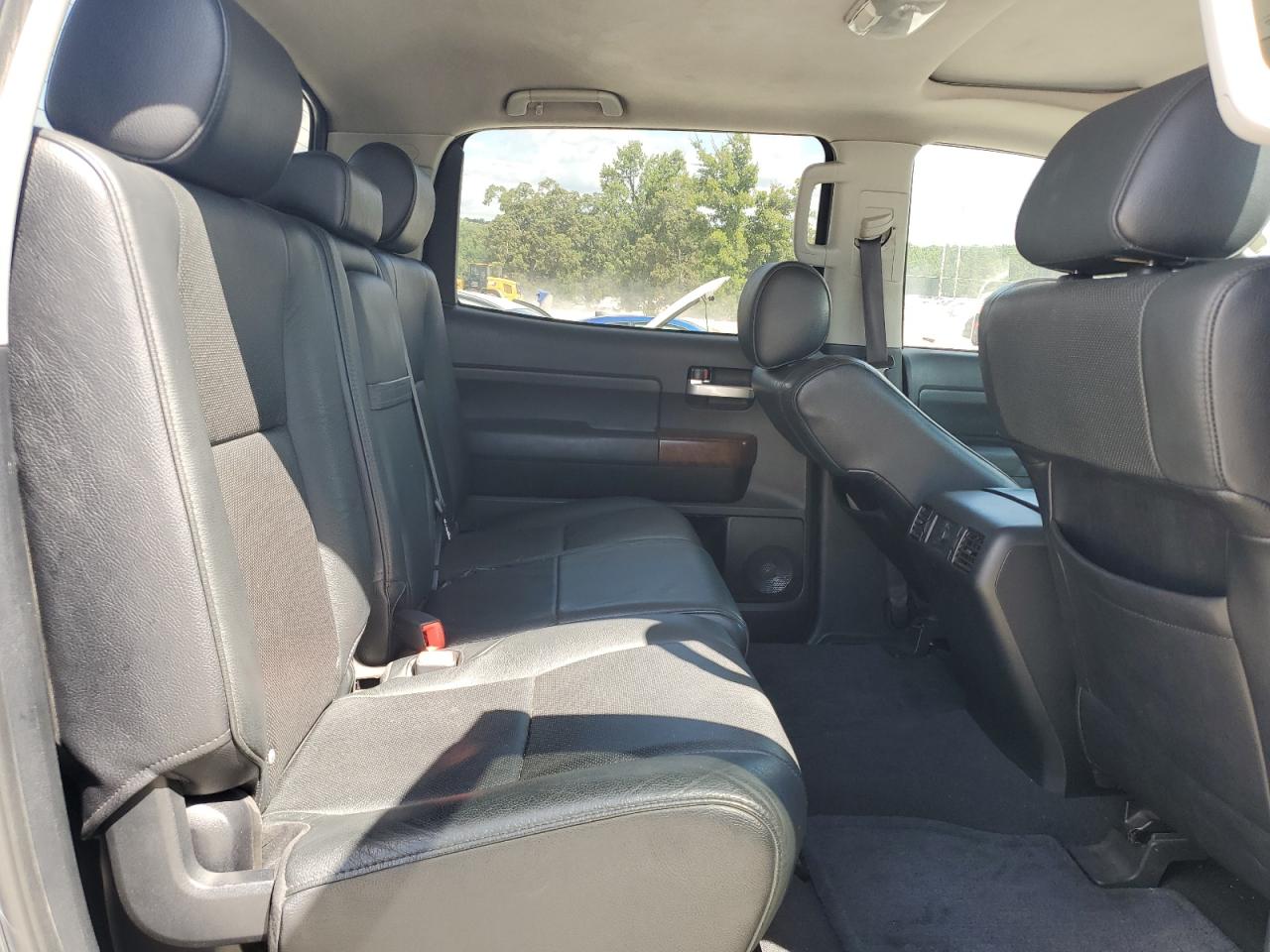 2010 Toyota Tundra Crewmax Limited VIN: 5TFFY5F15AX076337 Lot: 63857635