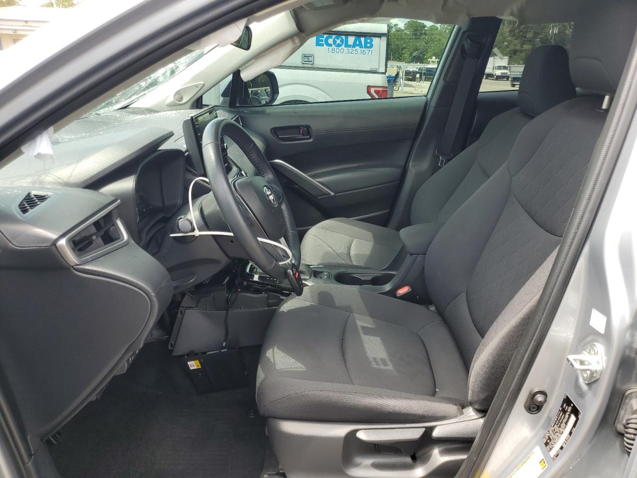 2022 Toyota Corolla Cross Le VIN: 7MUBAAAG4NV013920 Lot: 64260345