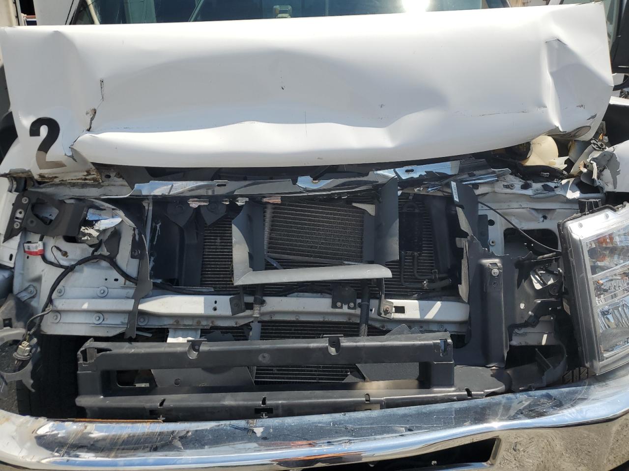 2019 Ford Econoline E350 Super Duty Cutaway Van VIN: 1FDEE3F67KDC00997 Lot: 65125815