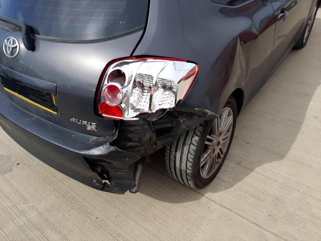 2008 TOYOTA AURIS SR V