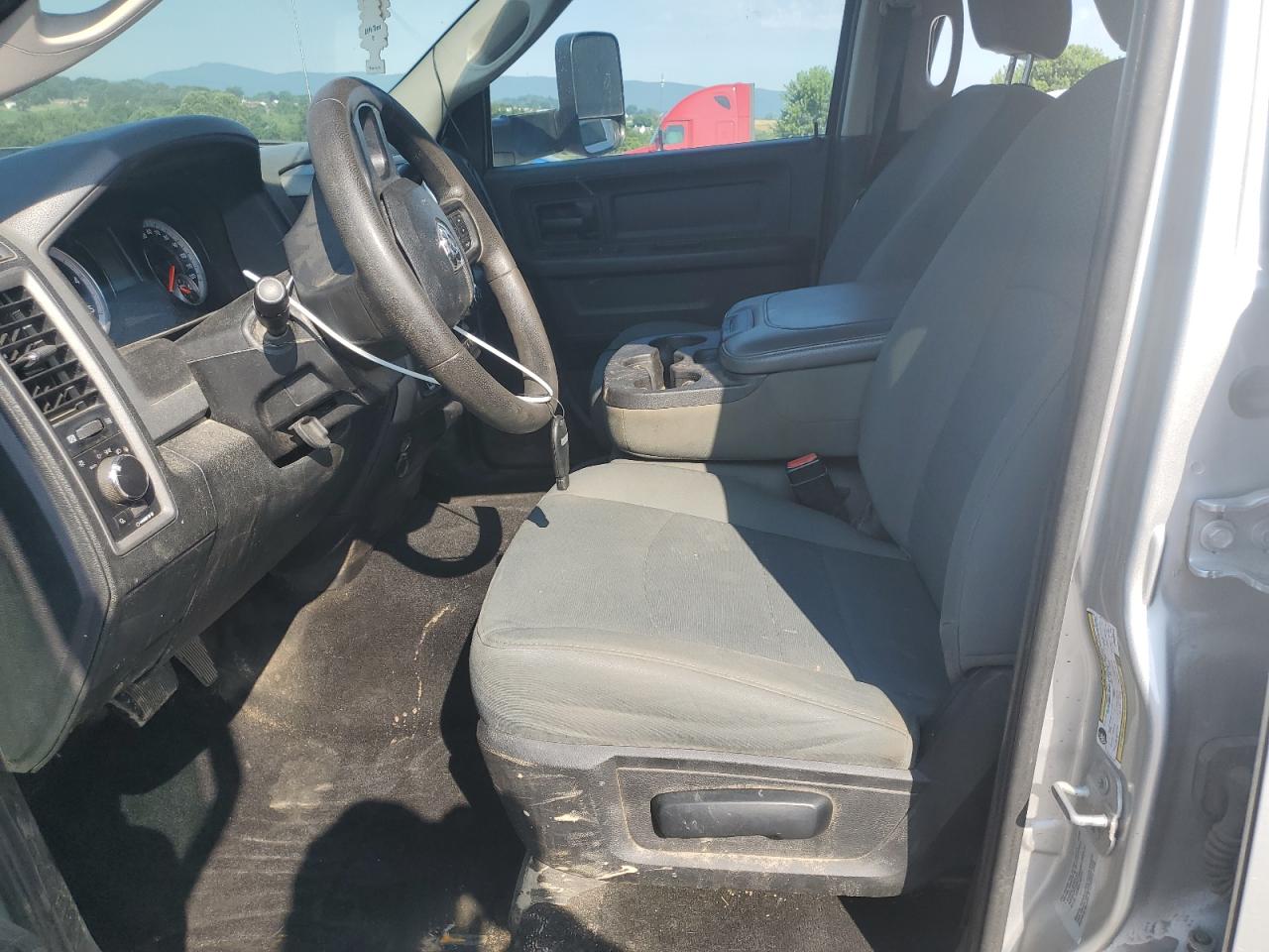 2015 Ram 2500 St VIN: 3C6UR5HLXFG655913 Lot: 63275035