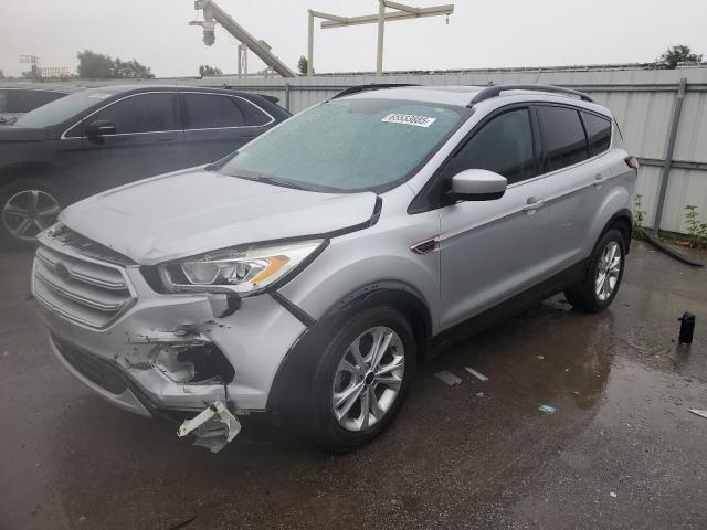  FORD ESCAPE 2018 Srebrny