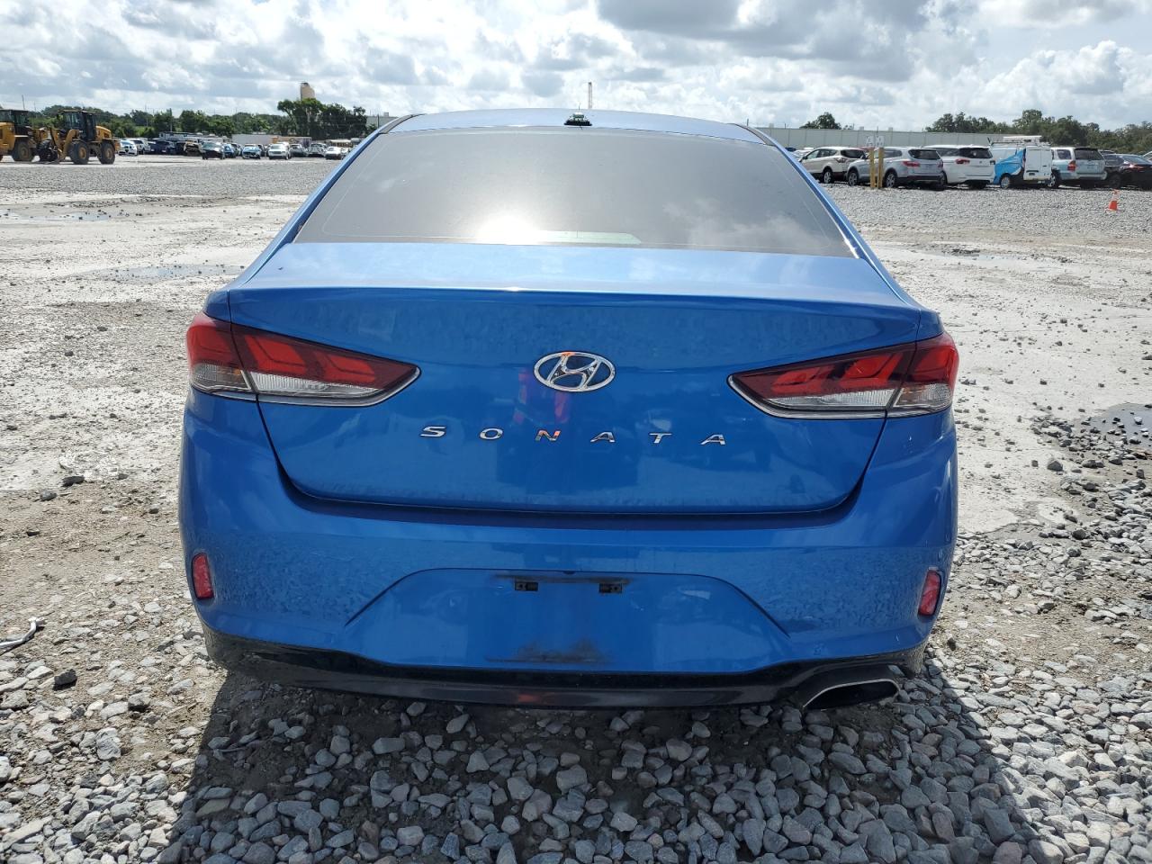 2018 Hyundai Sonata Sport VIN: 5NPE34AF7JH617181 Lot: 65285465