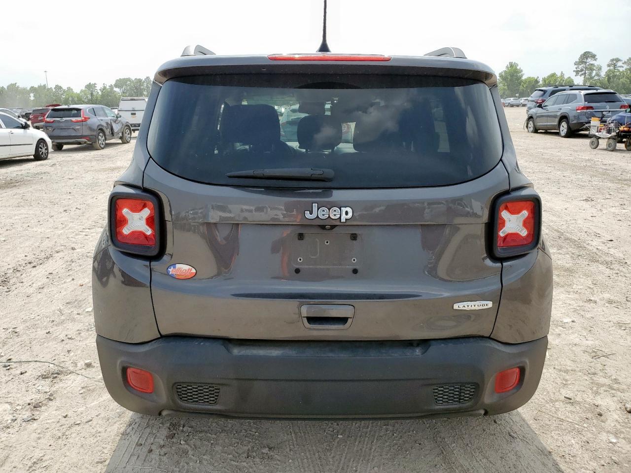 2020 Jeep Renegade Latitude VIN: ZACNJABB2LPL43122 Lot: 63582195