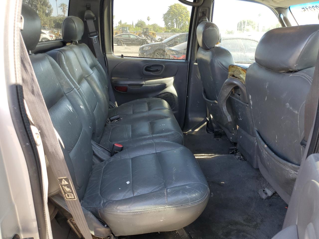 2002 Ford F150 Supercrew VIN: 1FTRW07L02KC97400 Lot: 64223215