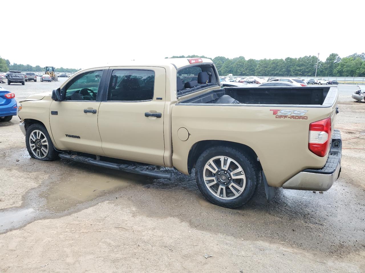 2019 Toyota Tundra Crewmax Sr5 VIN: 5TFDW5F10KX823888 Lot: 60906795