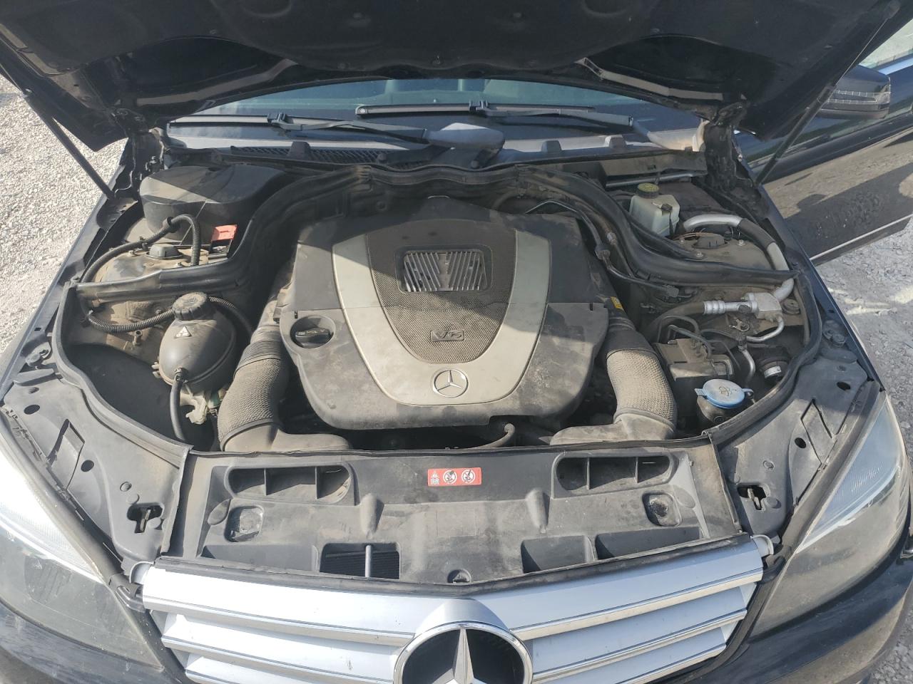 2011 Mercedes-Benz C 300 VIN: WDDGF5EB2BA519994 Lot: 61183355