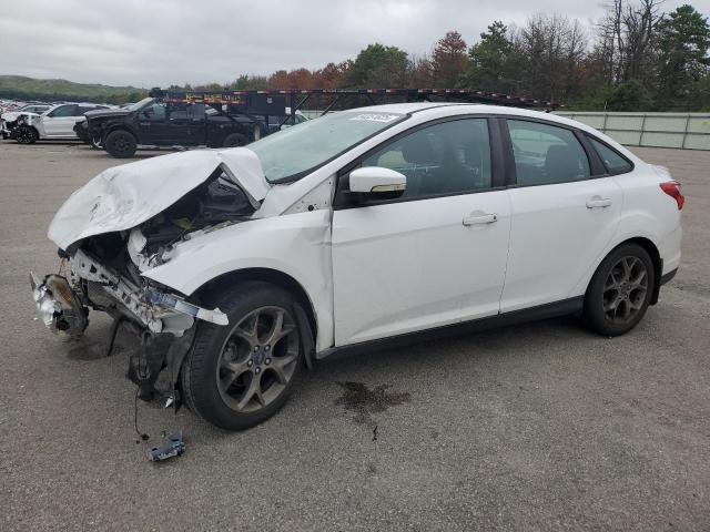  FORD FOCUS 2014 Biały
