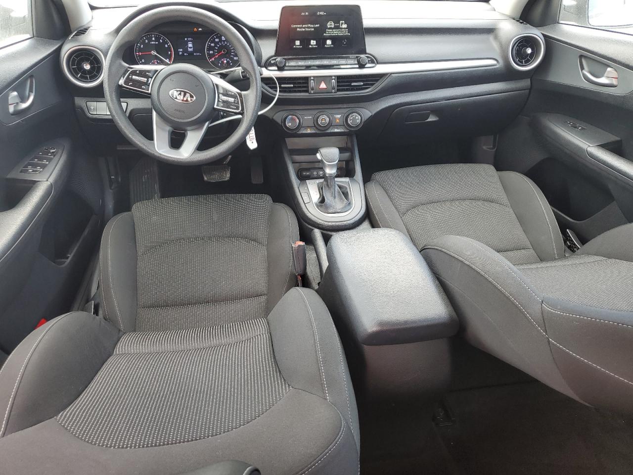 3KPF24AD9ME349359 2021 Kia Forte Fe