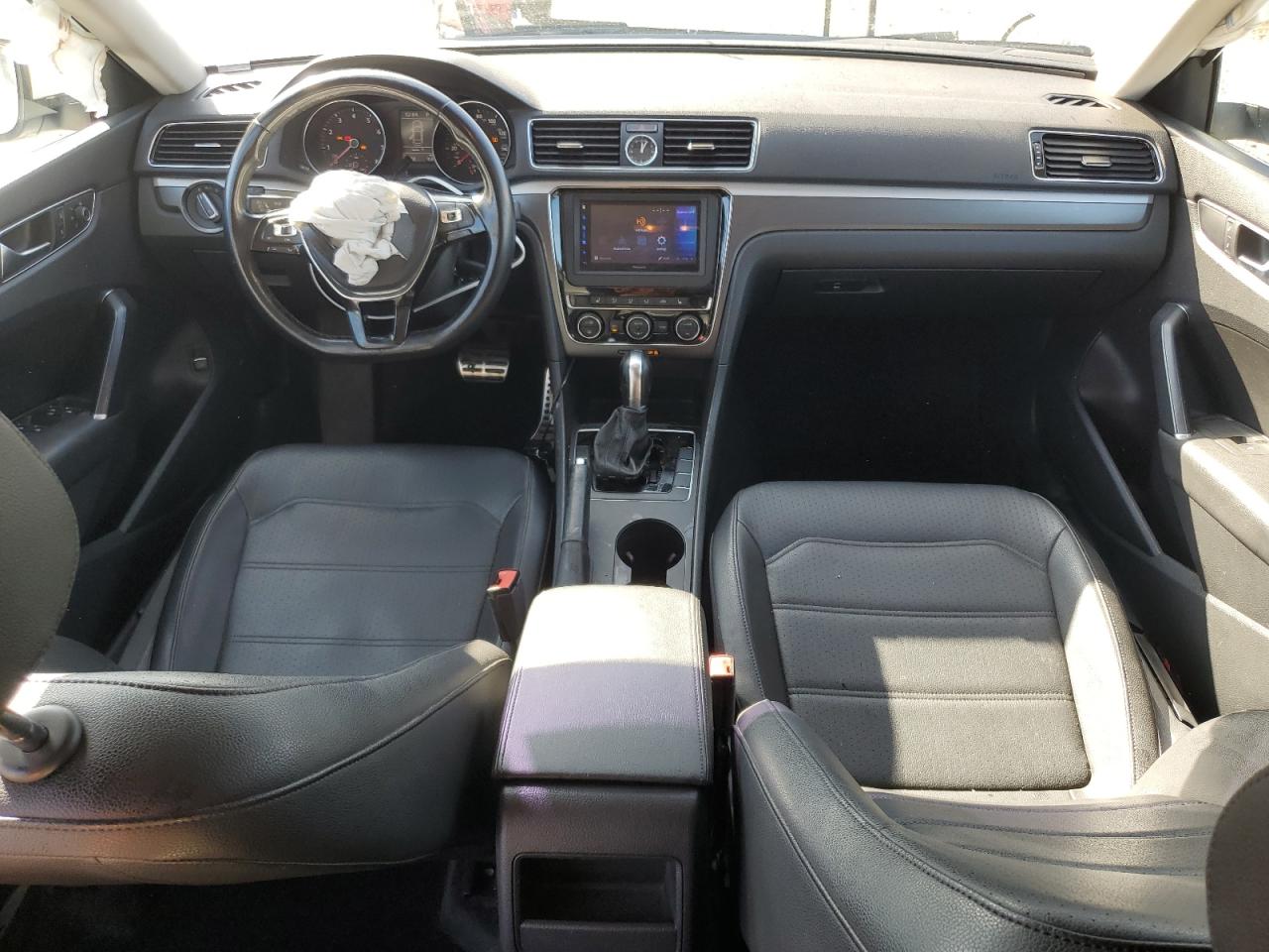 2017 Volkswagen Passat R-Line VIN: 1VWDT7A35HC076542 Lot: 66229175