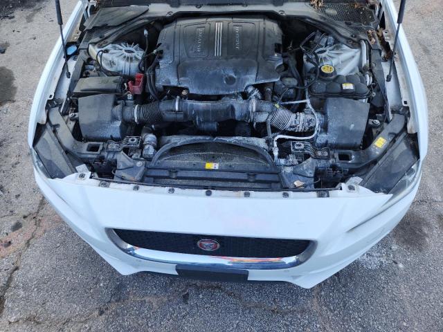 2017 JAGUAR XE FIRST EDITION  