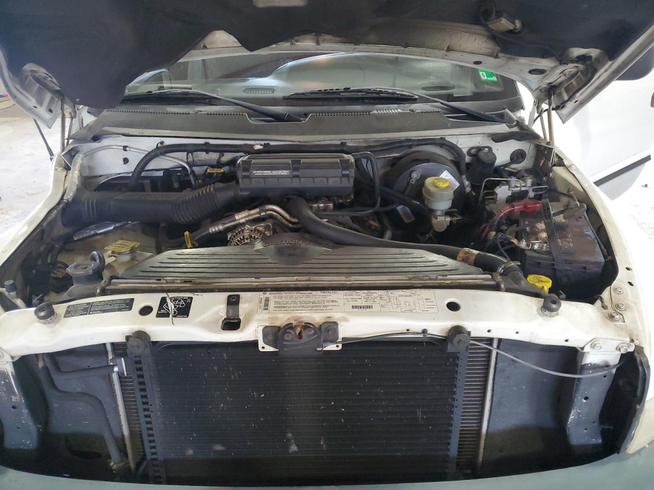 1998 Dodge Ram 1500 VIN: 3B7HC13Y0WG135758 Lot: 63700805