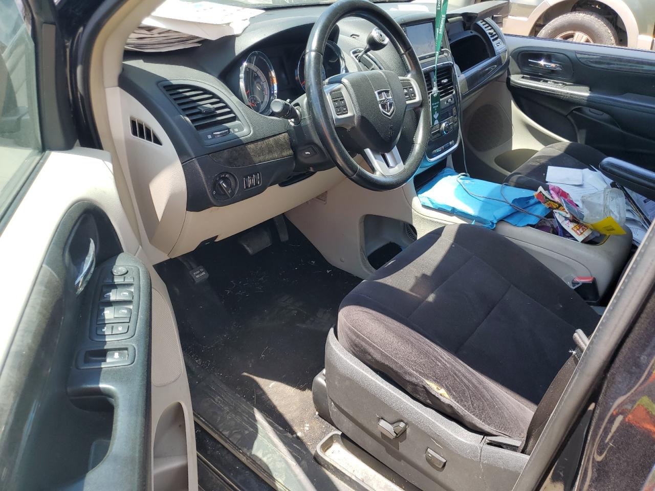 2011 Dodge Grand Caravan Crew VIN: 2D4RN5DG0BR660970 Lot: 66233355