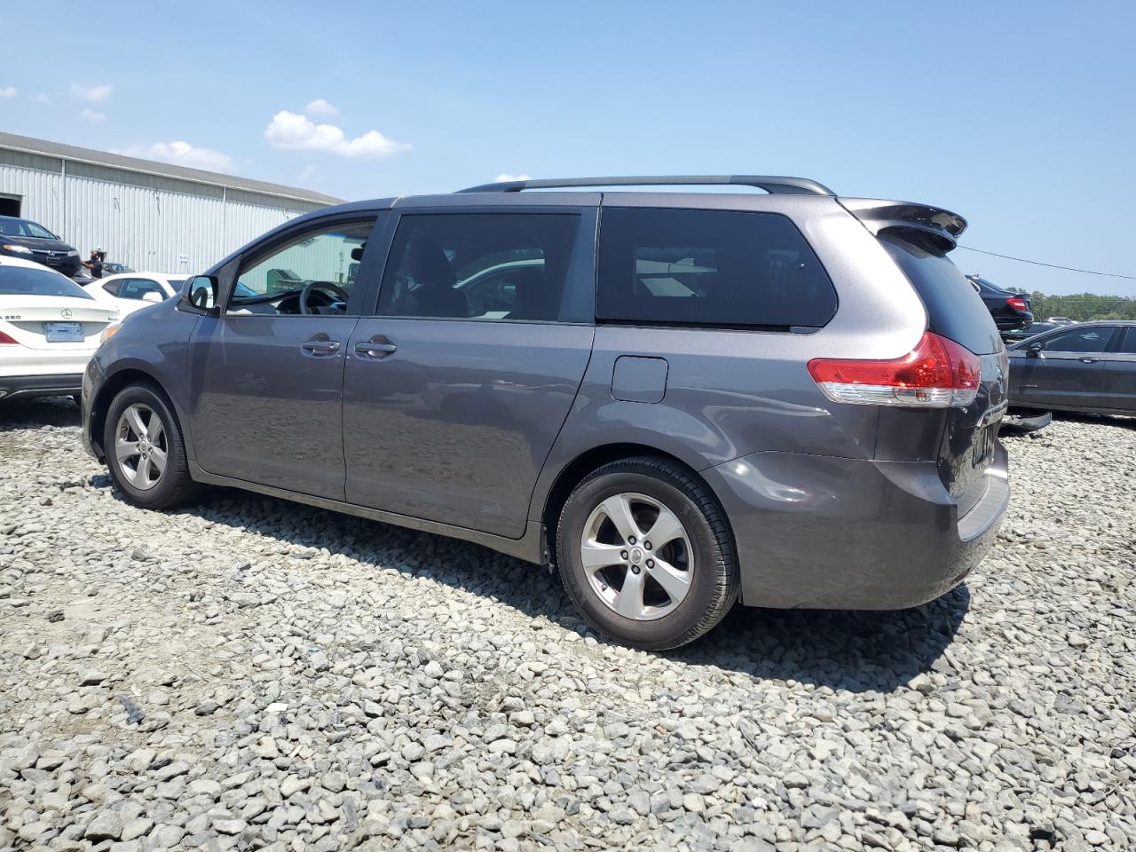 2011 Toyota Sienna Le VIN: 5TDKK3DC5BS019460 Lot: 66151155