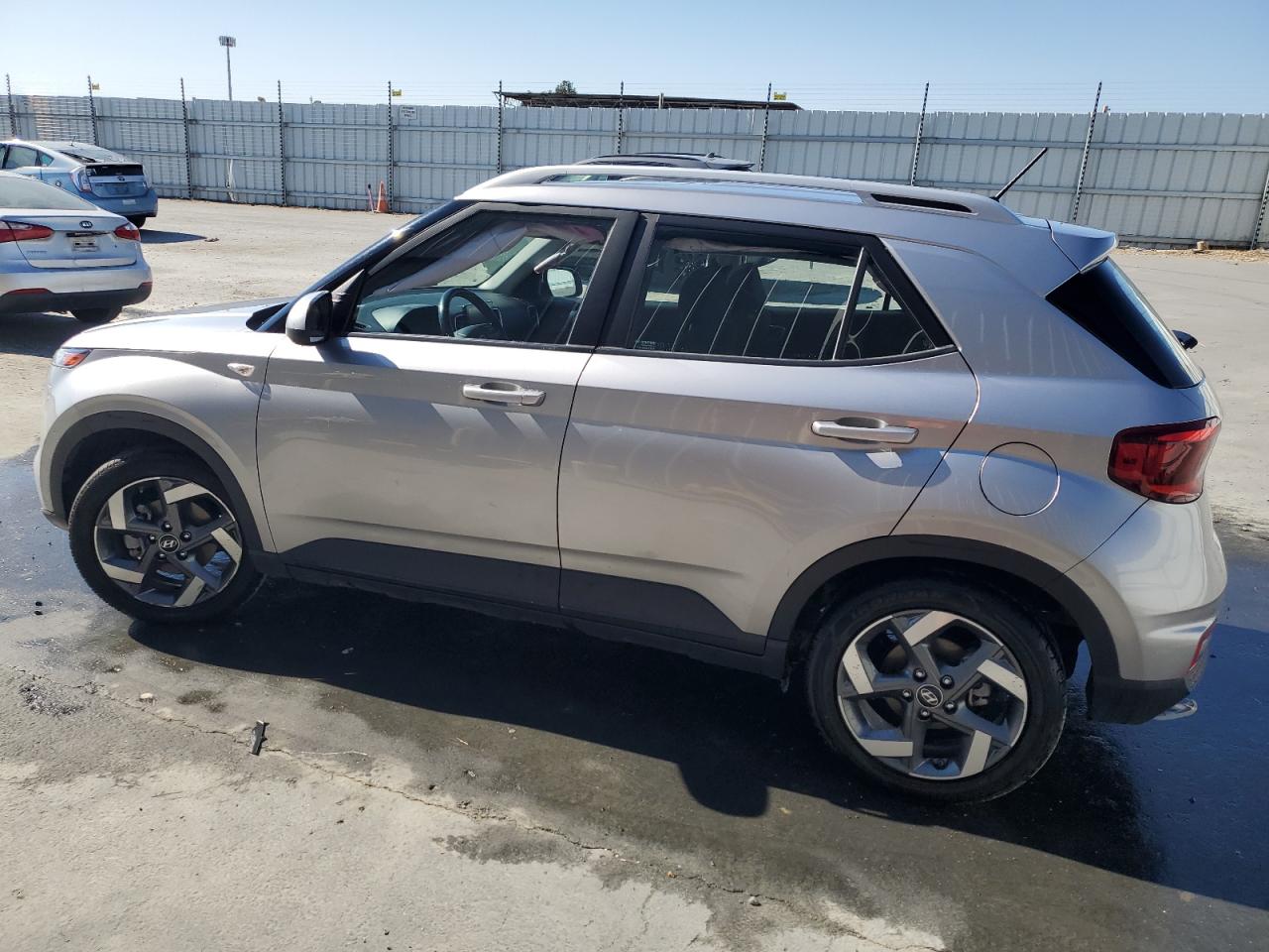 2023 Hyundai Venue Sel VIN: KMHRC8A31PU262548 Lot: 64899485