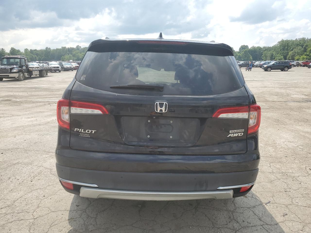 2020 Honda Pilot Touring VIN: 5FNYF6H9XLB025131 Lot: 65047365