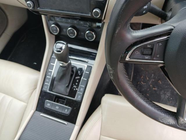 2016 SKODA SUPERB LAU