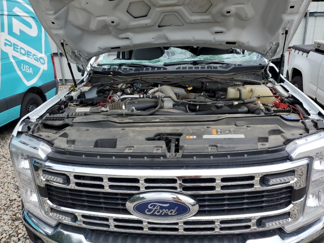 1fduf5ht6pda15760 1FDUF5HT6PDA15760 2023 Ford F550 Super Duty