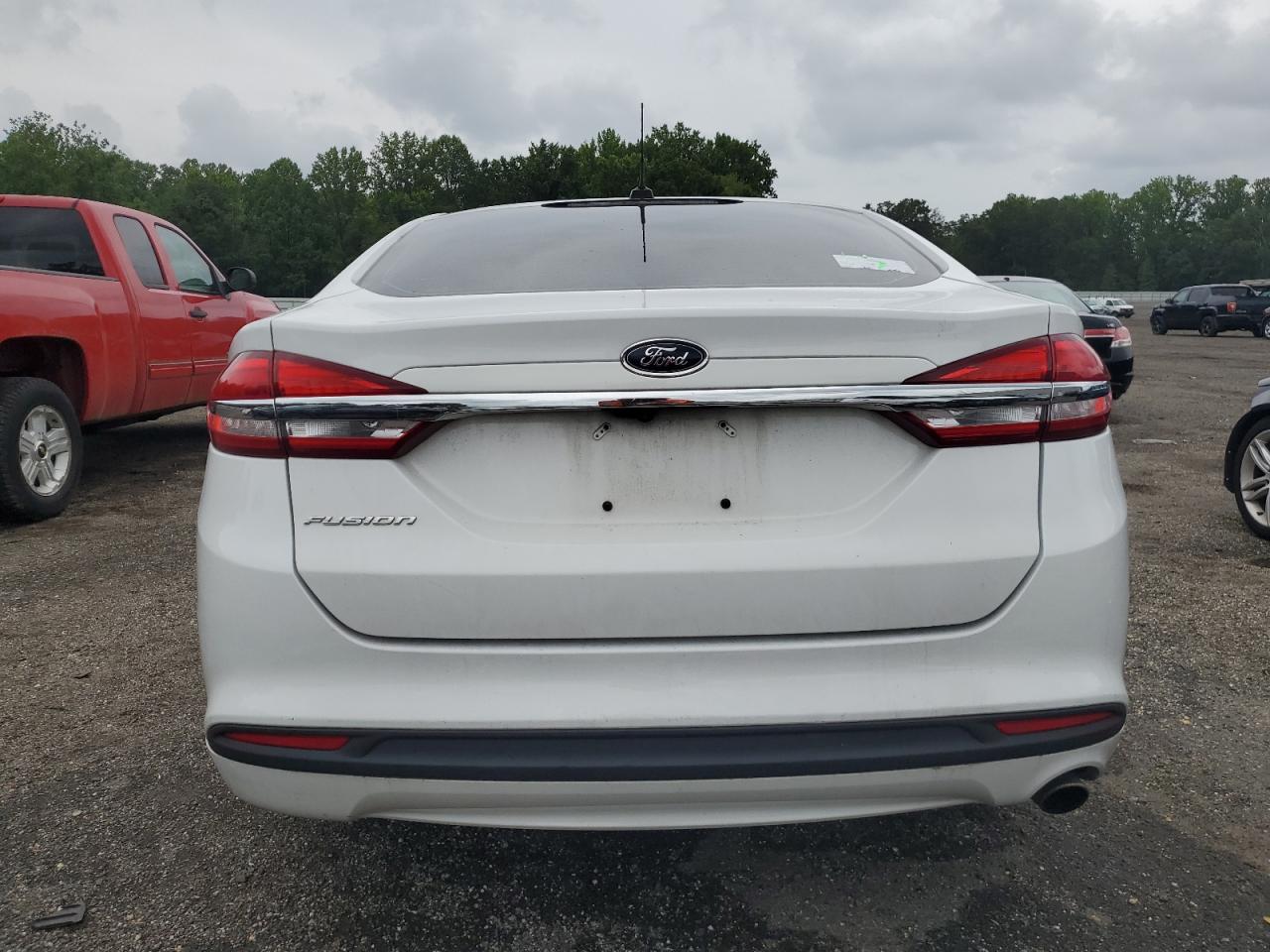 2018 Ford Fusion S VIN: 3FA6P0G76JR277865 Lot: 64482155