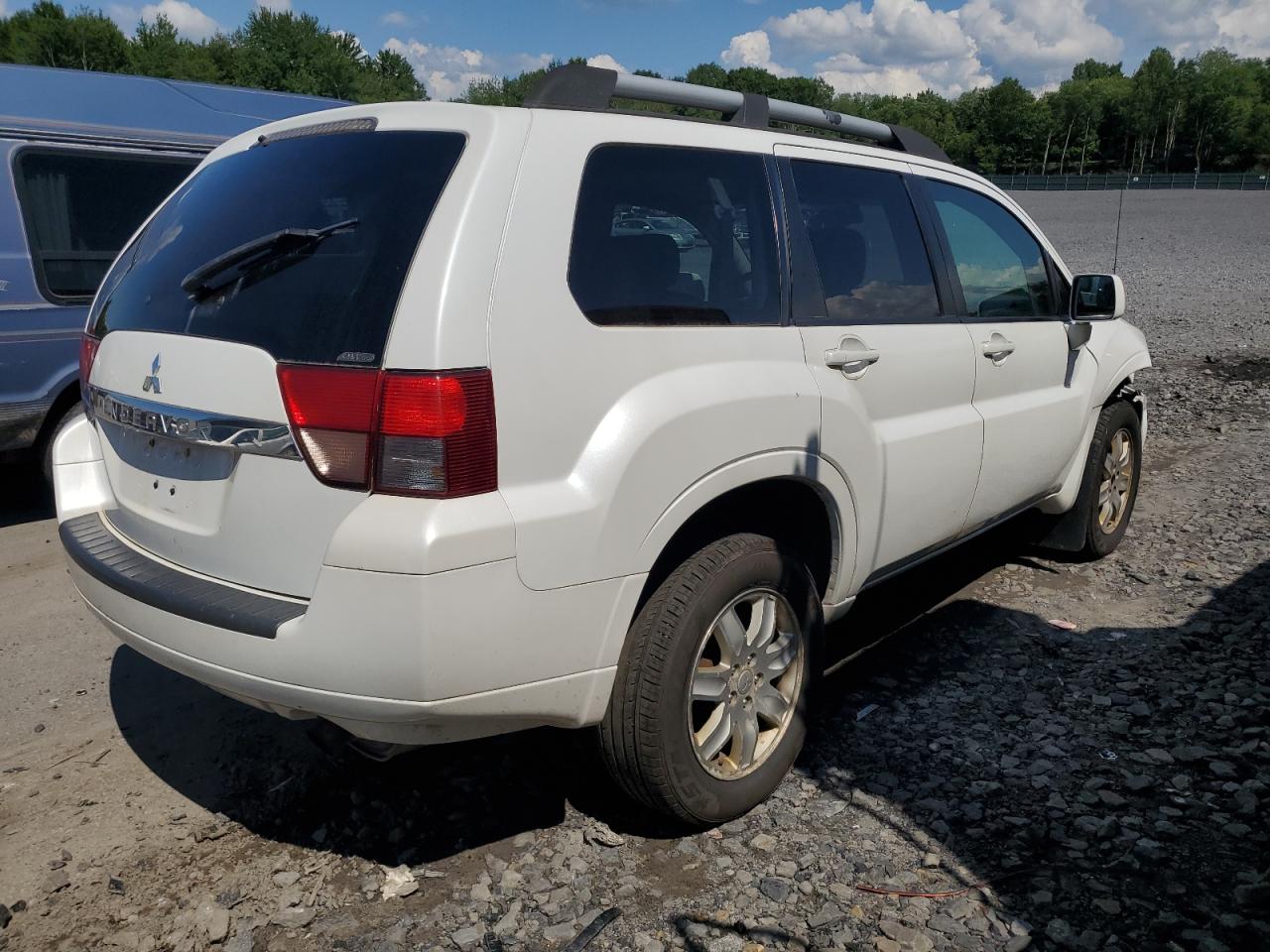 2011 Mitsubishi Endeavor Ls VIN: 4A4JN2AS0BE034083 Lot: 64018755