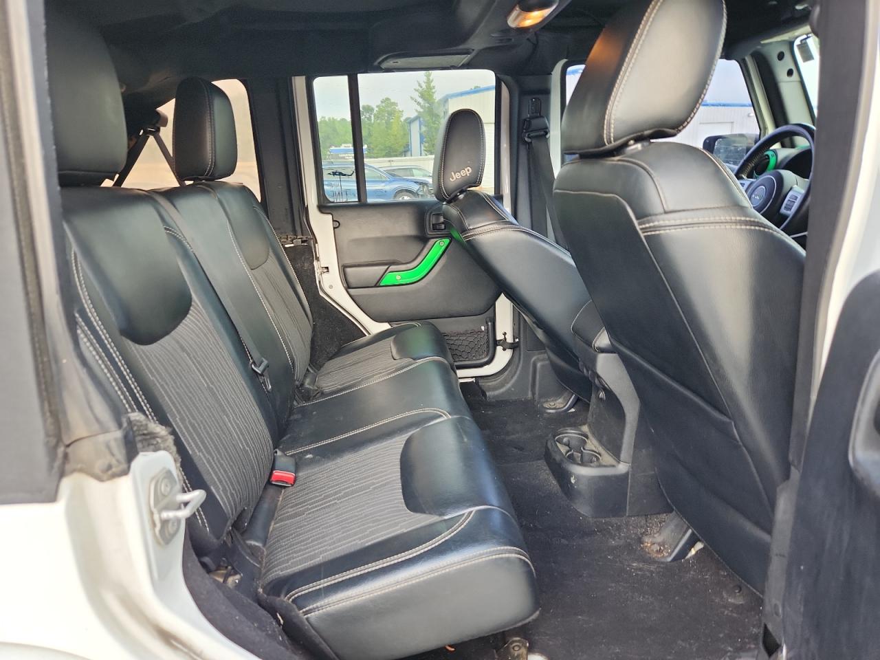 2015 Jeep Wrangler Unlimited Sport VIN: 1C4BJWDG9FL568528 Lot: 62864405