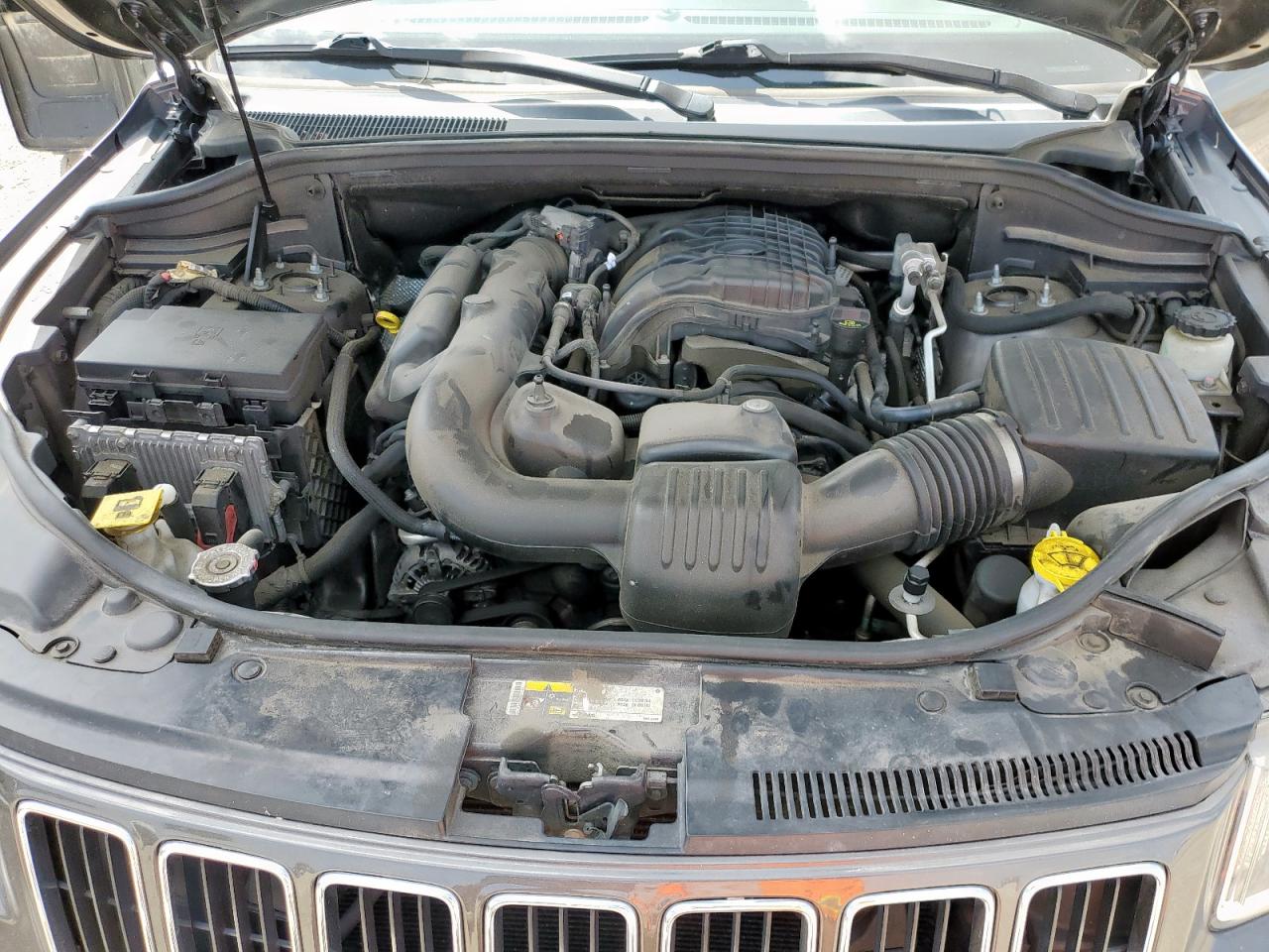 2014 Jeep Grand Cherokee Laredo VIN: 1C4RJEAGXEC274647 Lot: 65058805