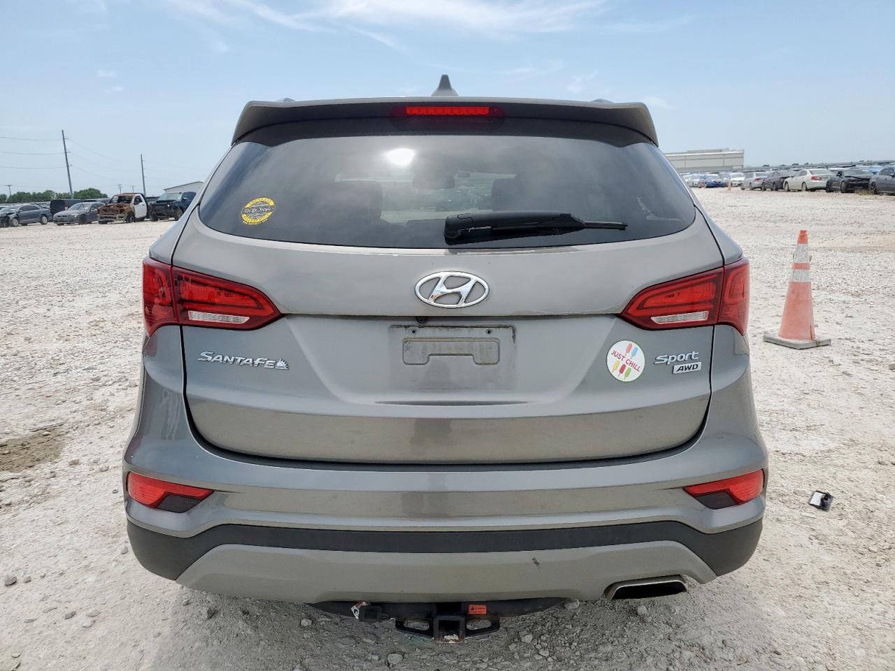 2018 Hyundai Santa Fe Sport VIN: 5XYZUDLB1JG570925 Lot: 65293555