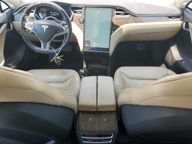 Hatchbacks TESLA MODEL S 2015 Biały