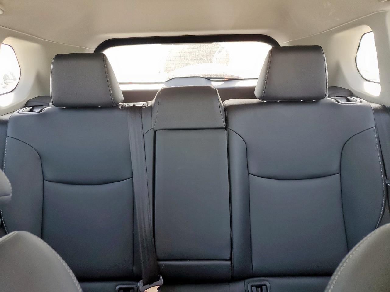 2023 Toyota Corolla Cross Xle VIN: 7MUDAAAG6PV059437 Lot: 63551215