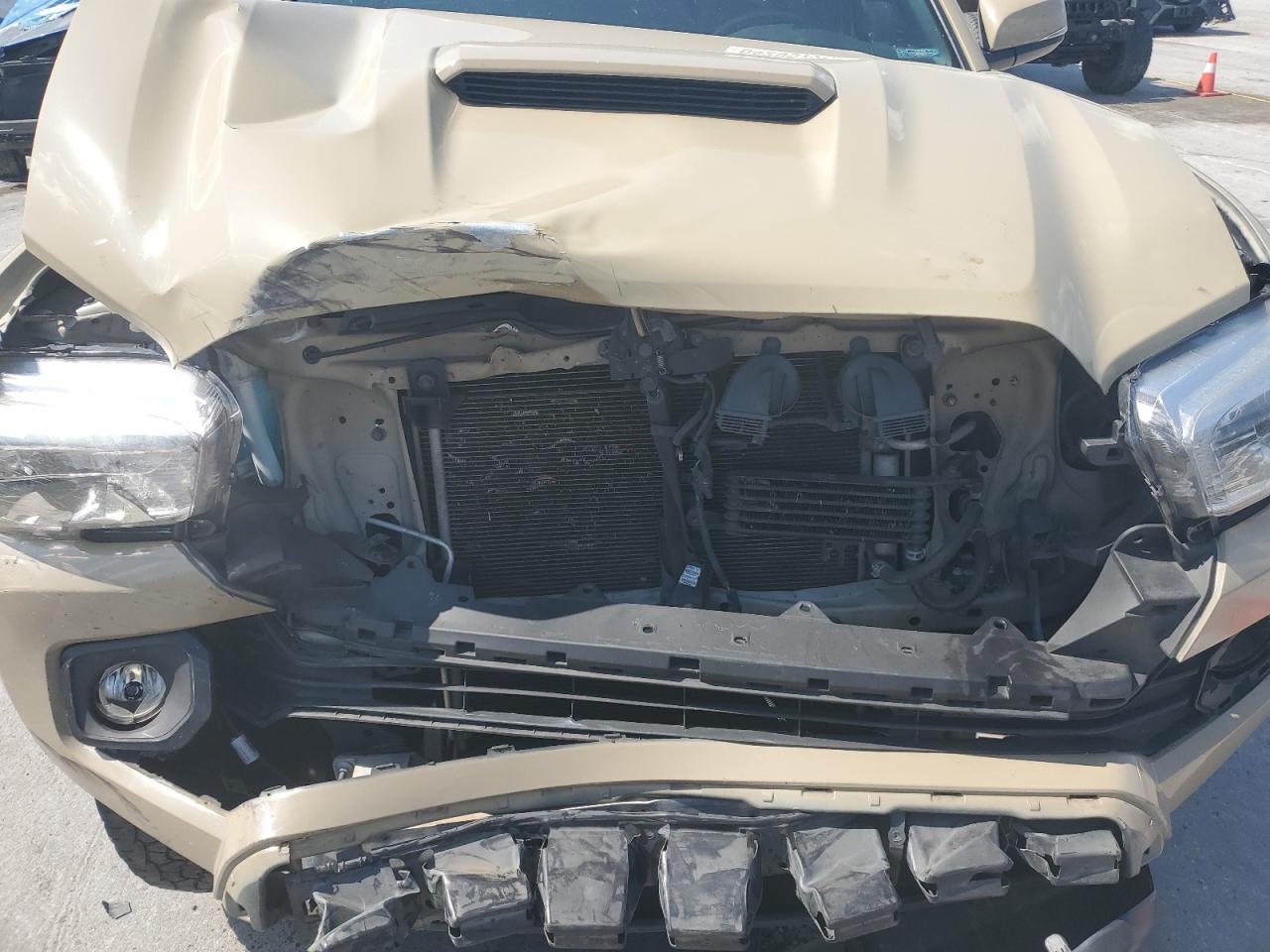 2017 Toyota Tacoma Double Cab VIN: 5TFCZ5ANXHX083739 Lot: 64205725