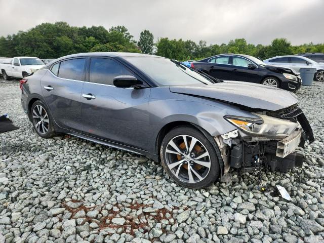 Sedans NISSAN MAXIMA 2017 Szary