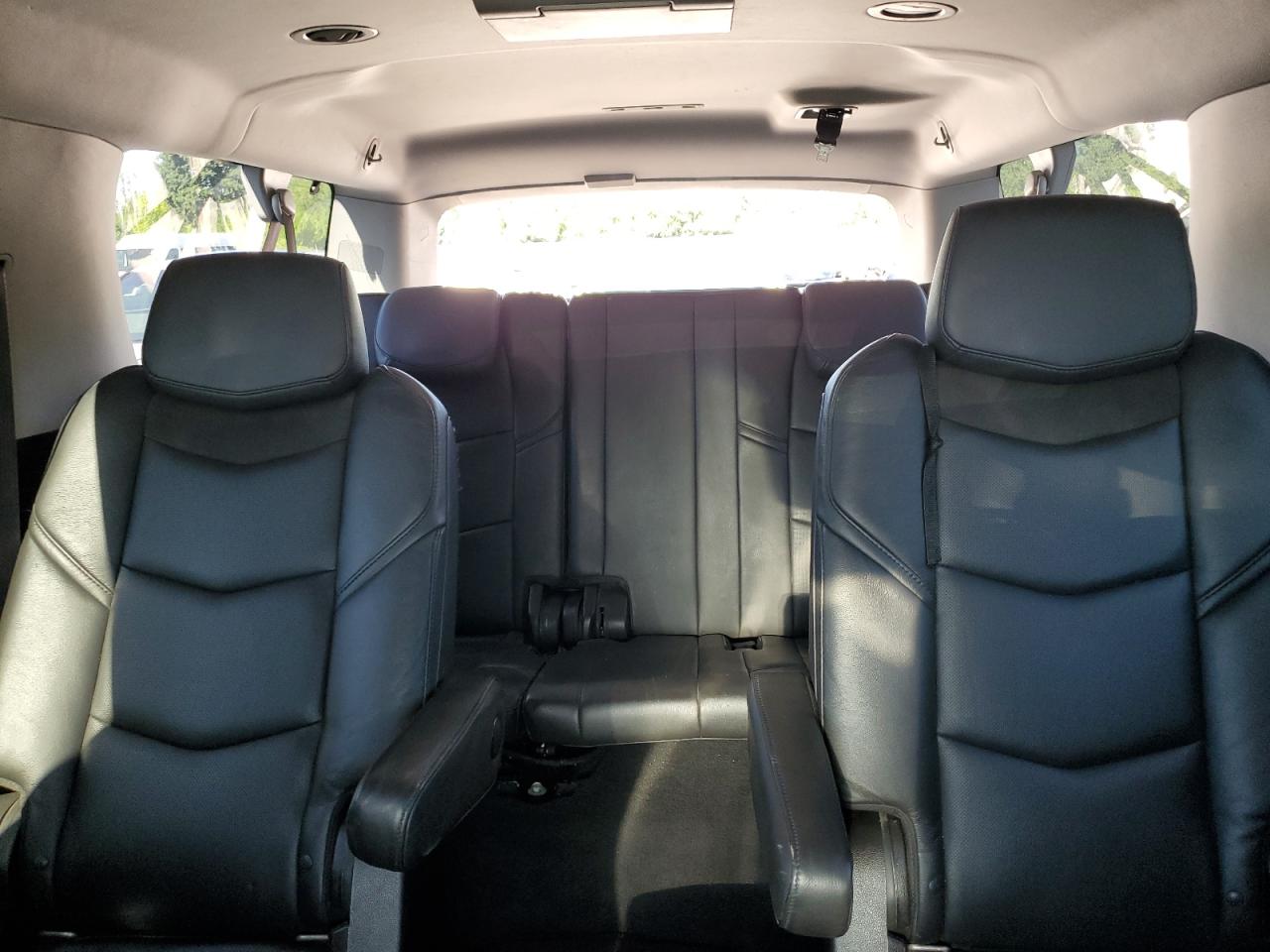 2015 Cadillac Escalade Esv Premium VIN: 1GYS4TKJ3FR724140 Lot: 64409165