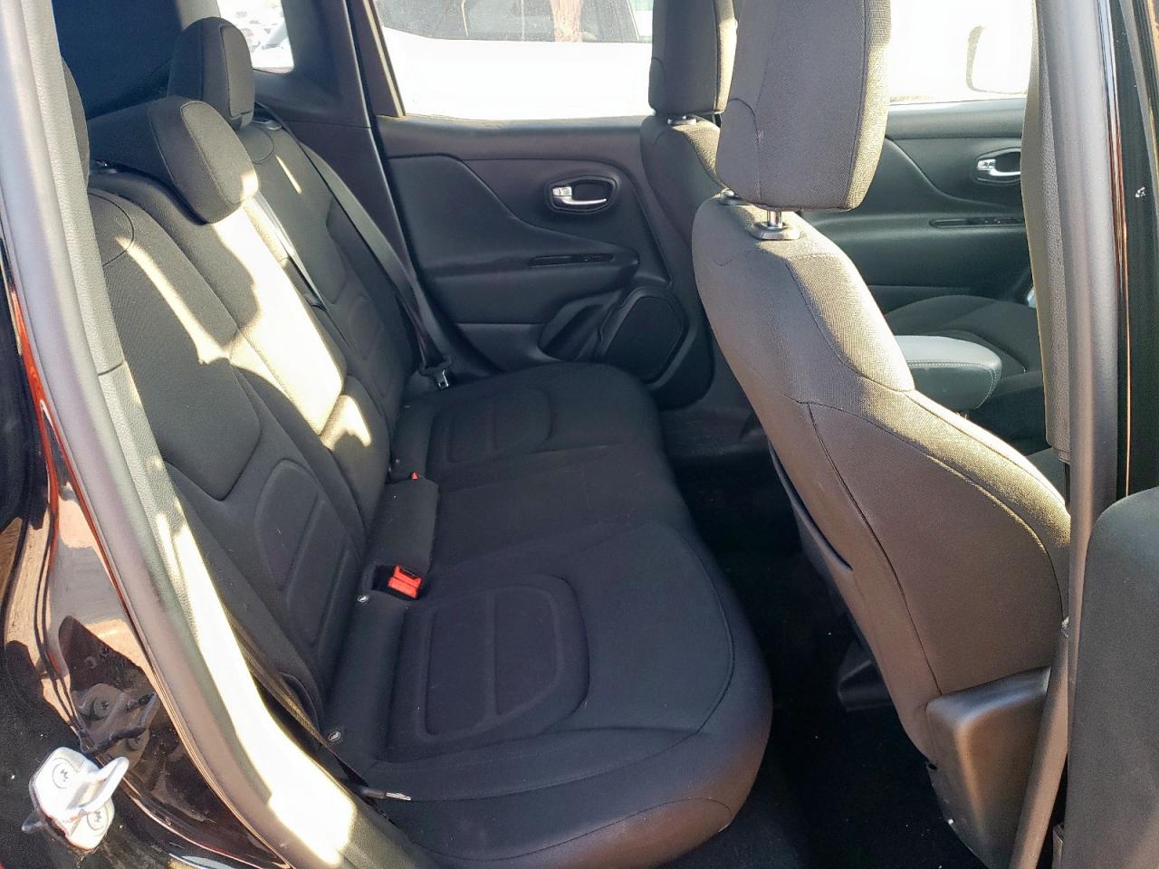 2022 Jeep Renegade Latitude VIN: ZACNJDB11NPN98470 Lot: 63820075