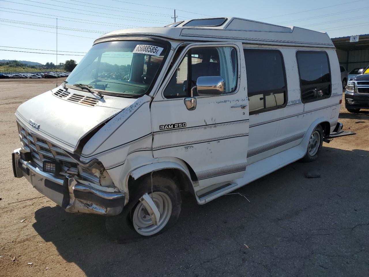 2B6HB21Y9NK126610 DODGE B SERIES Photo 1