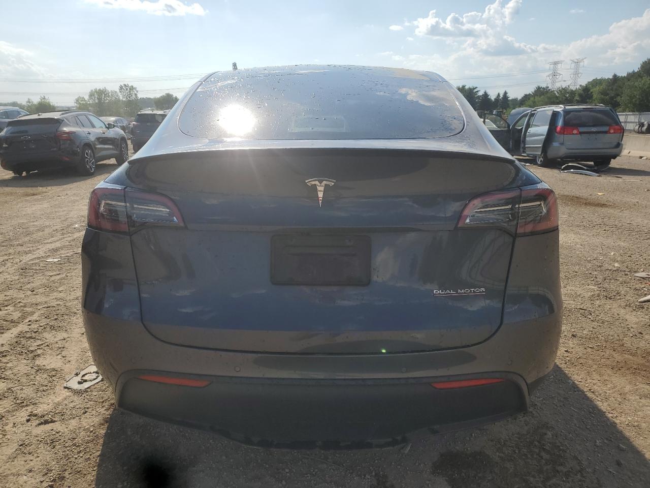 2022 Tesla Model Y VIN: 7SAYGDEF0NF413390 Lot: 63302325
