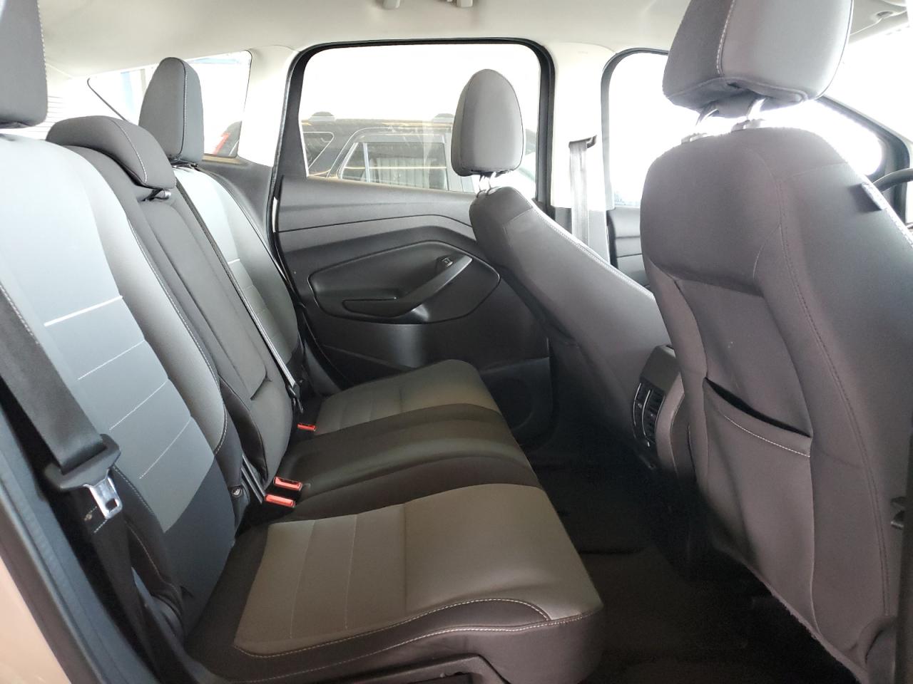 2013 Ford C-Max Se VIN: 1FADP5AU2DL518701 Lot: 63620185