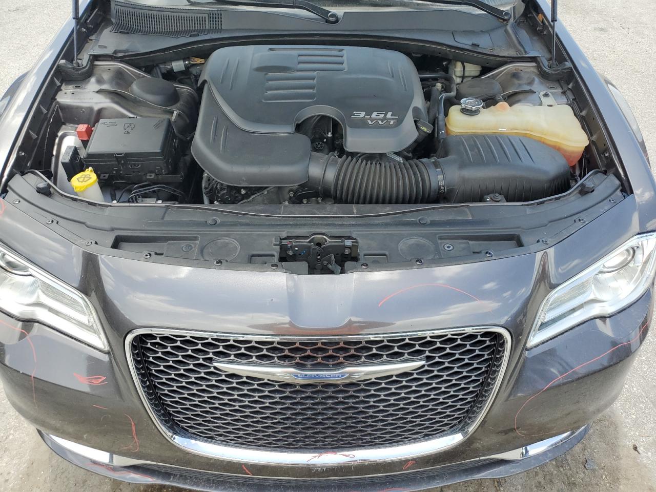2015 Chrysler 300C VIN: 2C3CCAEG5FH921705 Lot: 64413125
