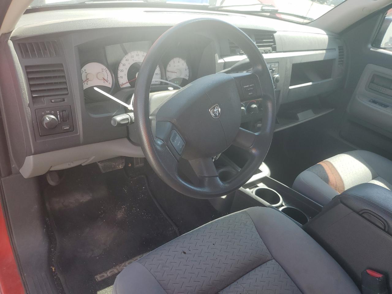 2008 Dodge Dakota Sxt VIN: 1D7HE32K88S529321 Lot: 63997945