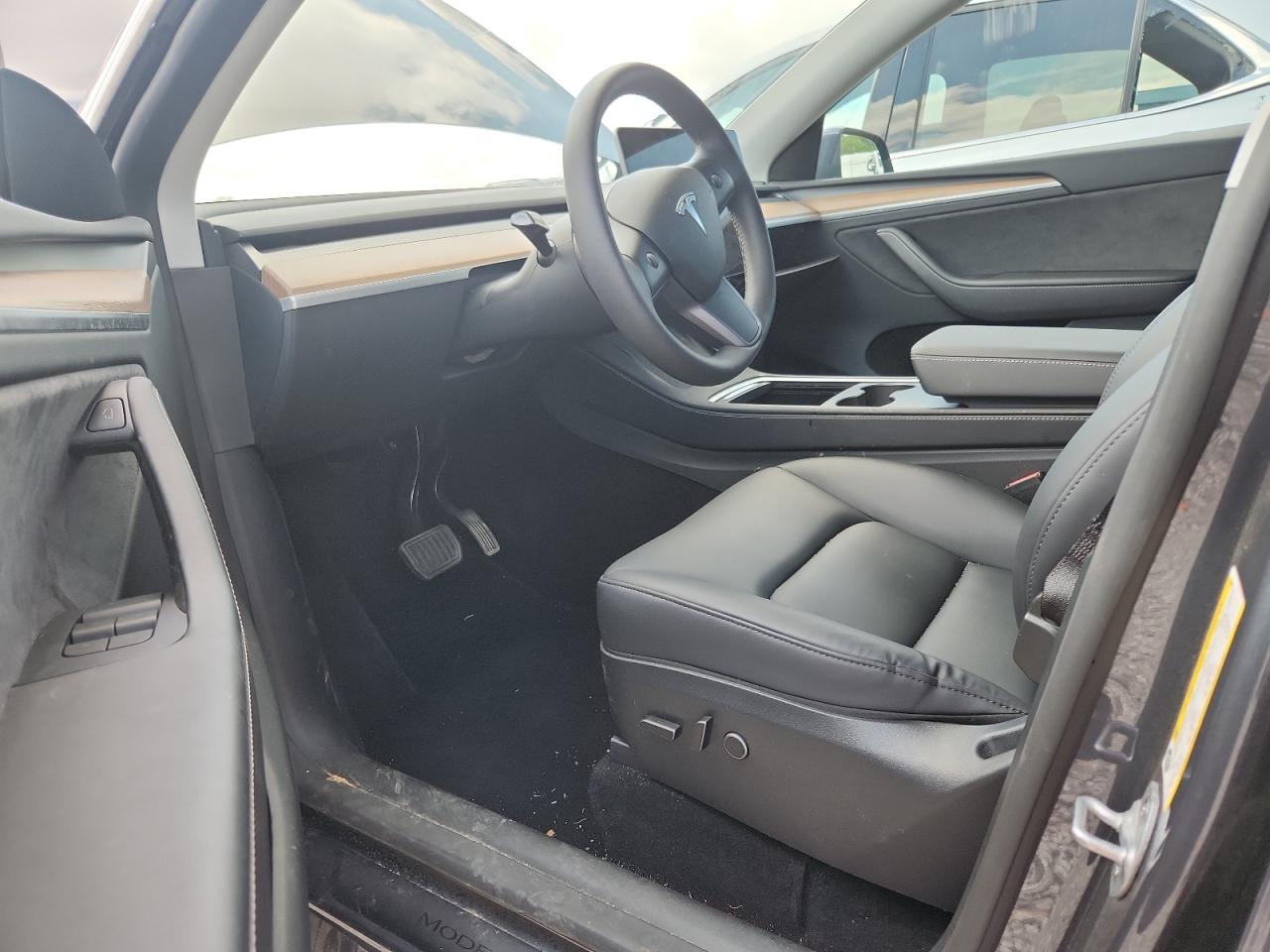 2023 Tesla Model Y VIN: 7SAYGDEE4PA161022 Lot: 64617735