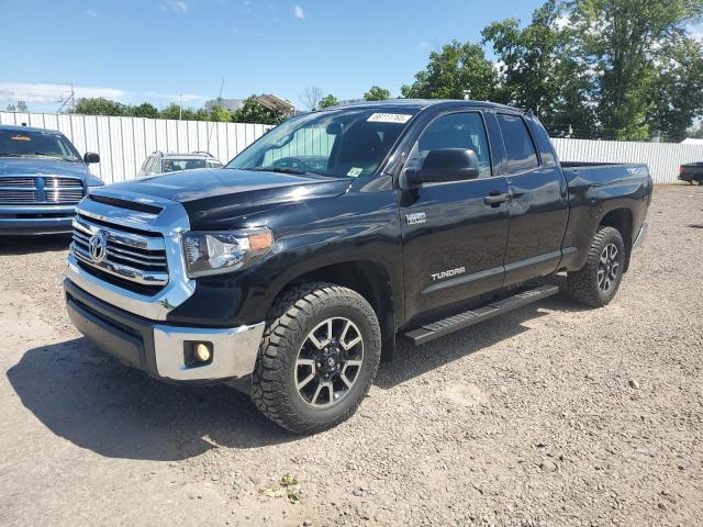 Pickups TOYOTA TUNDRA 2015 Czarny