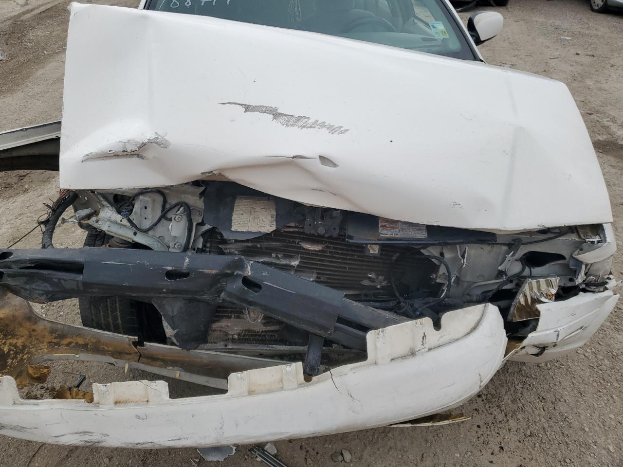 2000 Ford Crown Victoria VIN: 2FAFP73W4YX188717 Lot: 64017975