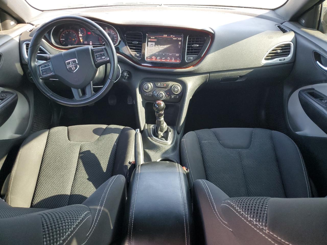 2015 Dodge Dart Sxt VIN: 1C3CDFBBXFD330785 Lot: 64646005