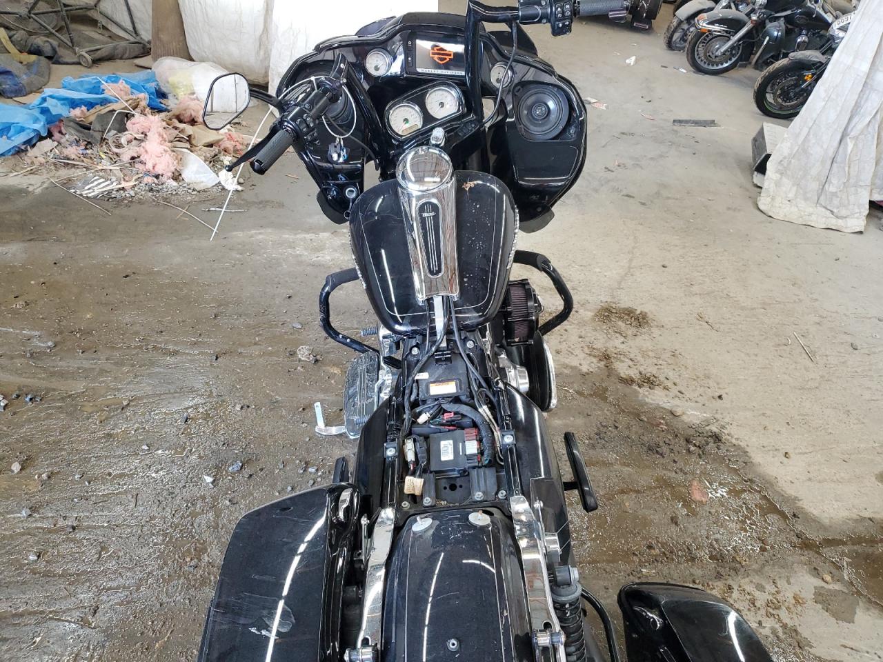 2016 Harley-Davidson Fltrxs Road Glide Special VIN: 1HD1KTM35GB636964 Lot: 63201005