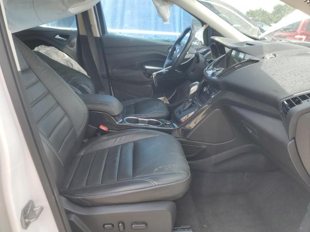  FORD ESCAPE 2016 Biały