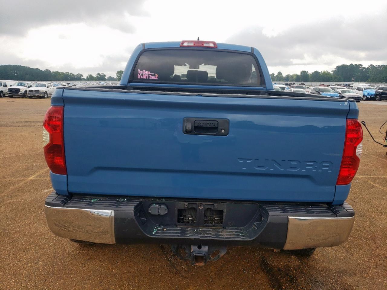 2020 Toyota Tundra Crewmax Sr5 VIN: 5TFEY5F17LX257440 Lot: 64581425